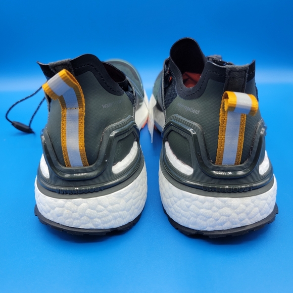 Adidas UltraBoost Cold.RDY Men's Running Shoes Size US 8 Black Orange EG9798 New - Picture 9 of 13